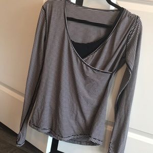 Lululemon wrap walk/run/casual long sleeve top